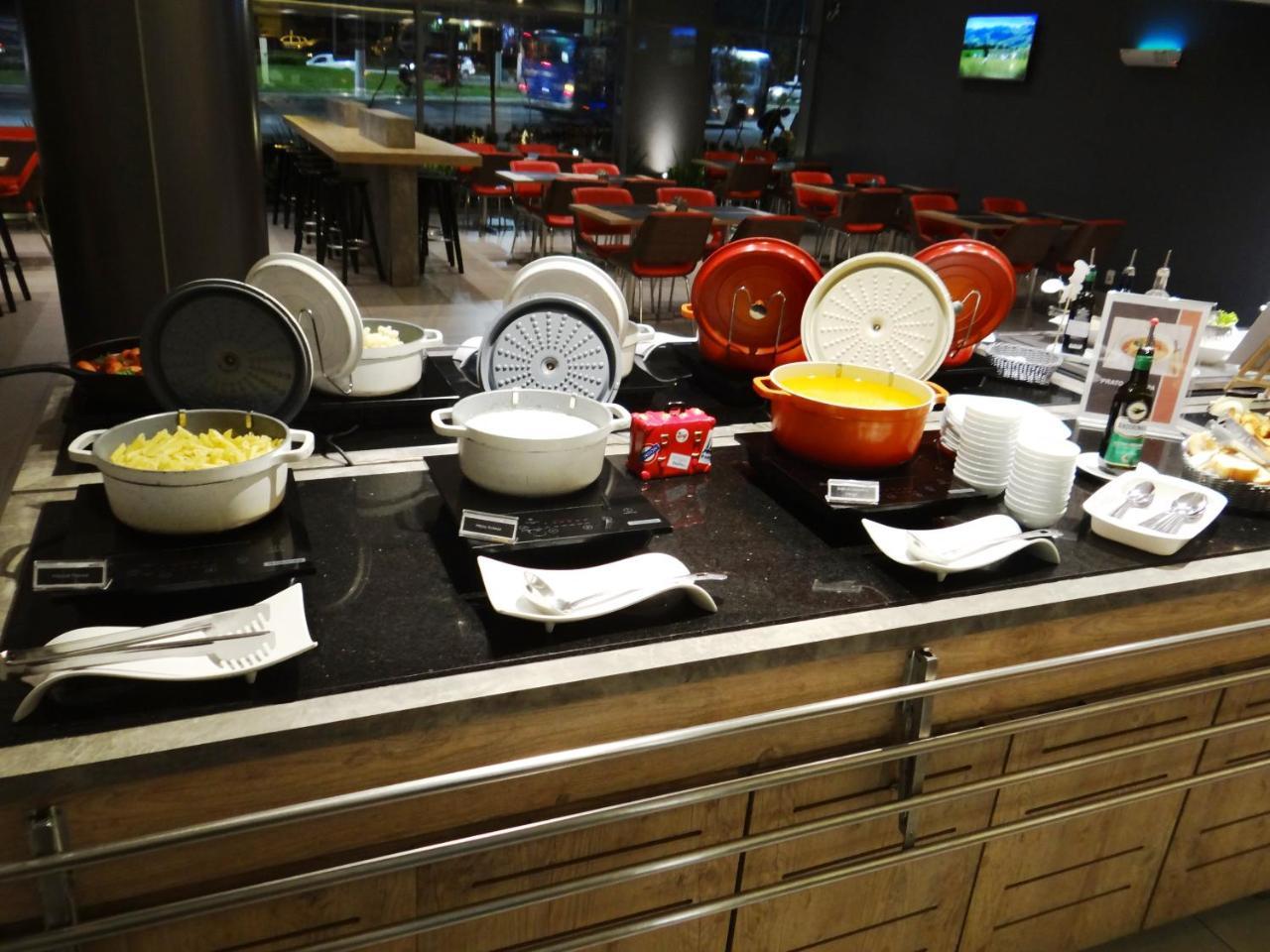 Ibis Santos Valongo Hotel Екстериор снимка