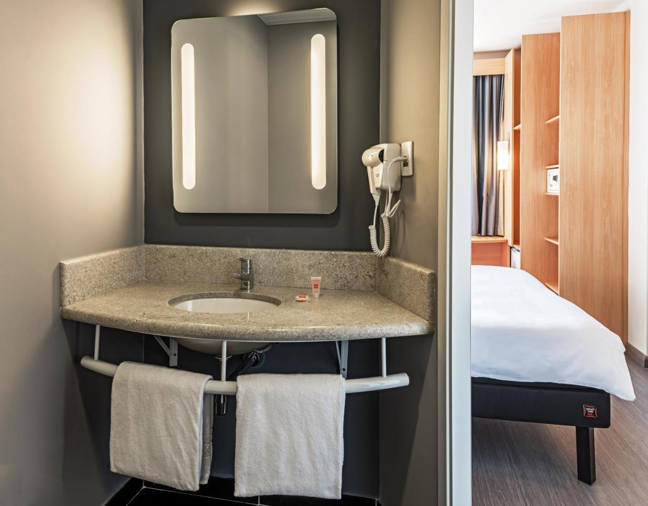 Ibis Santos Valongo Hotel Екстериор снимка